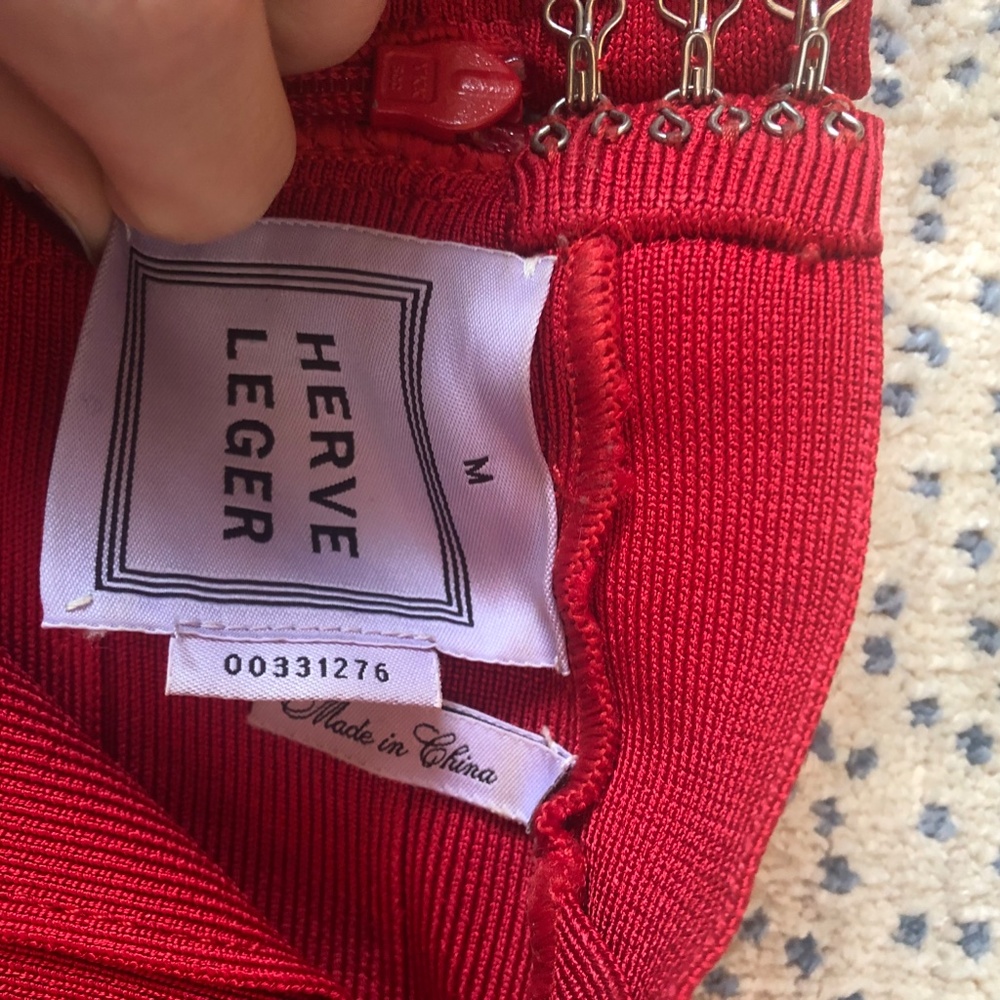 Herve Leger red minidress - Picture 4 of 13